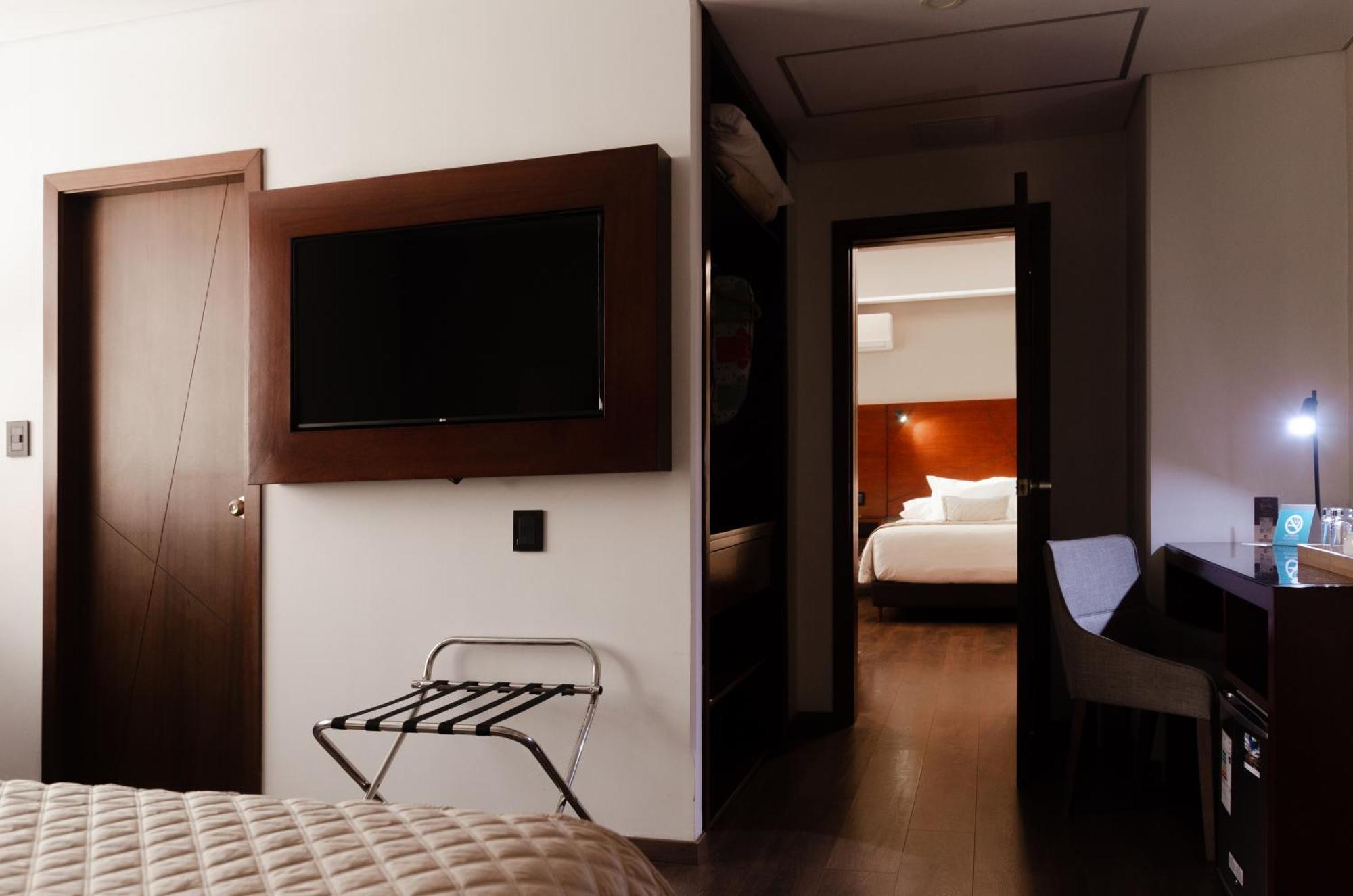 Hotel Mitru Sur لاباز المظهر الخارجي الصورة